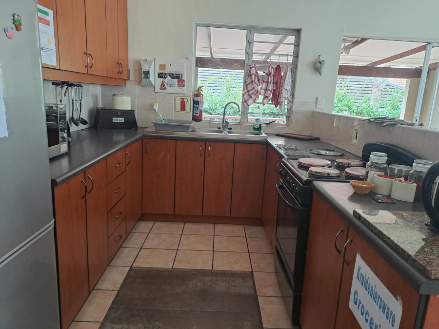 10 Bedroom Property for Sale in Dorchester Heights Eastern Cape